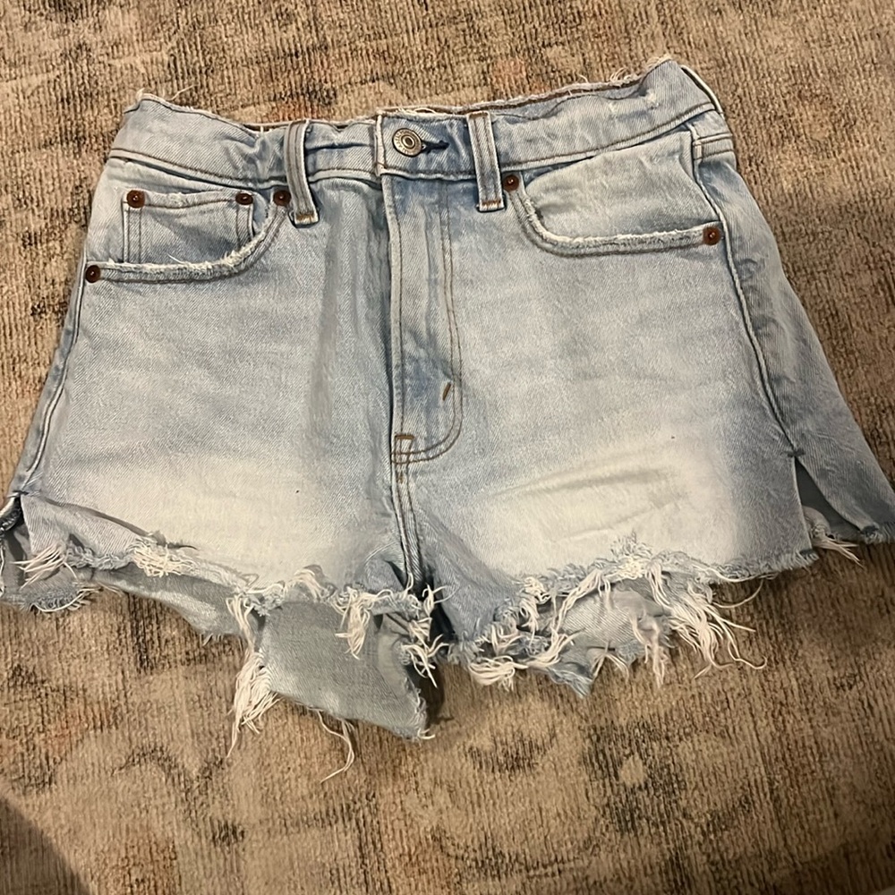 Abercrombie & Fitch The Mom Short High Rise 24/00